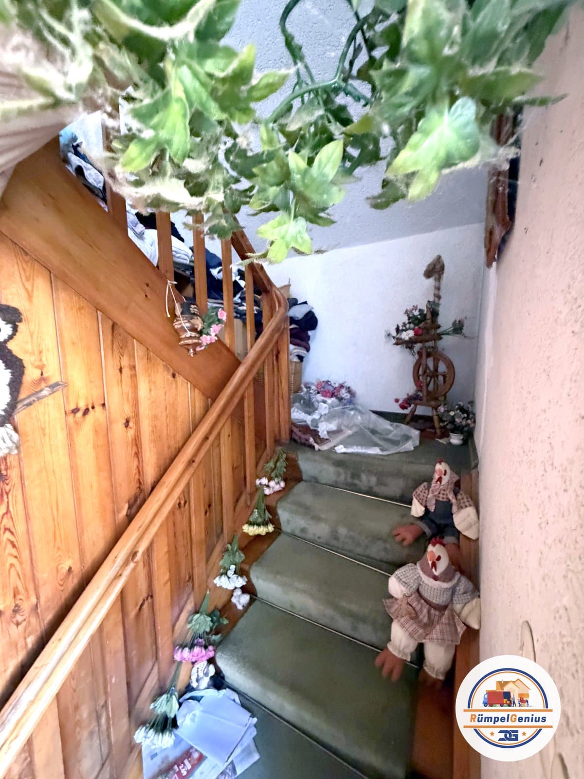 Haus Amberg – vorher treppenhaus